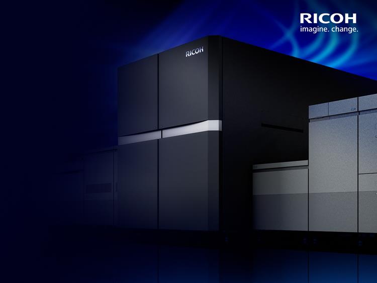 Realisaprint.com cible de nouveaux marchés en installant la première presse jet d’encre feuille à feuille  RICOH Pro™ Z75 B2 